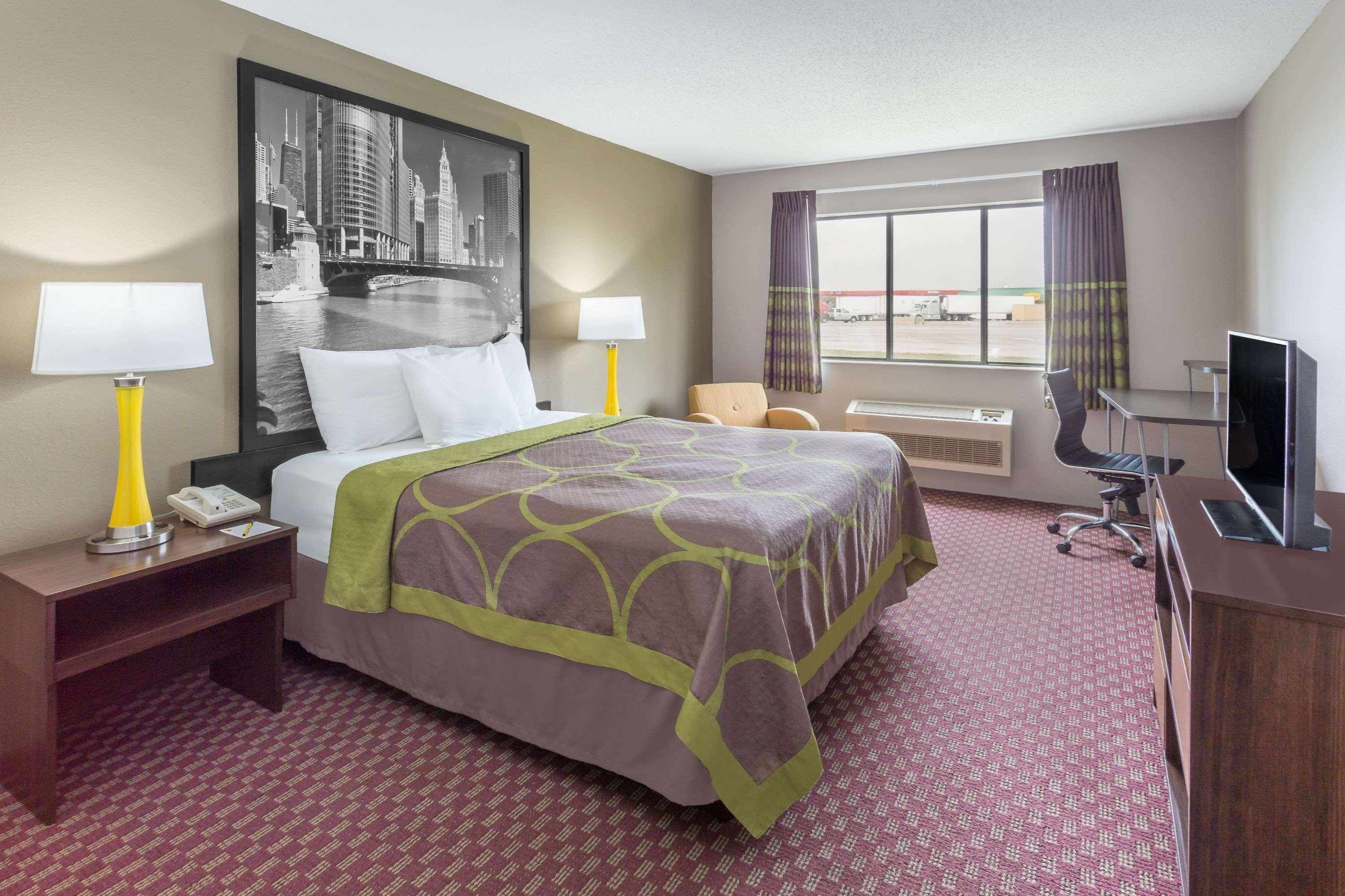 Super 8 By Wyndham Hebron Lowell Area Exterior foto
